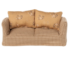 Load image into Gallery viewer, Maileg Mouse Sofa - Mable
