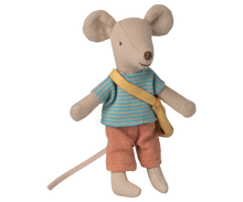 Load image into Gallery viewer, Maileg Little Brother Mouse With Bag
