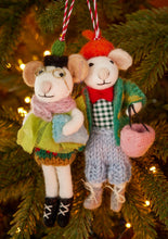 Load image into Gallery viewer, Set of 2 Felt Xmas Shopping Mice Decorations
