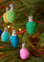 Load image into Gallery viewer, Felt String Of Lights Garland
