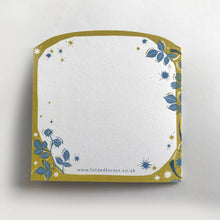 Load image into Gallery viewer, Concertina Card - Badger Amongst the Brambles
