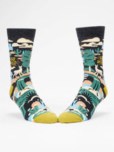 Load image into Gallery viewer, Go Wild Men's Crew Socks
