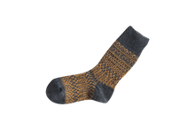 Load image into Gallery viewer, Wool Jacquard Socks by Nishiguchi Kutsushita
