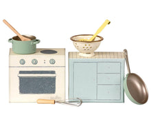 Load image into Gallery viewer, Maileg Cooking Set - Gazebogifts
