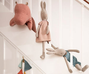 Rabbit size 4 With Knitted Dress
