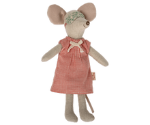 Load image into Gallery viewer, Nightgown for Mum Mouse by Maileg

